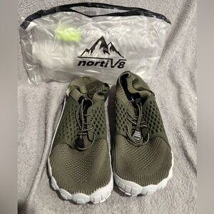 NORTIV 8‎ Men's Water Shoes Barefoot Athletic Lightweight Sports Aqua Shoes